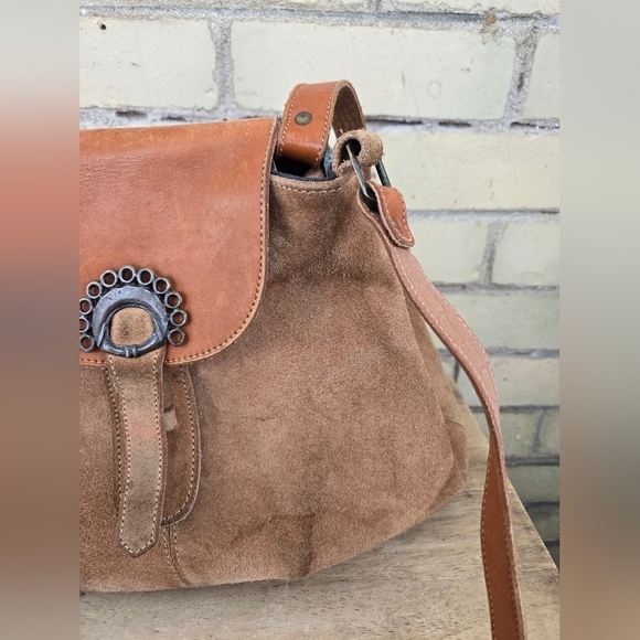 Vintage Hand Crafted Suede Bag - Picture 3 of 16